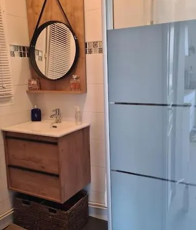 Renovee 350 M De La Villa