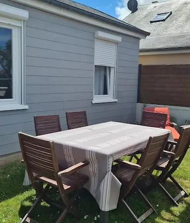 Vila Renovee 350 M De La Hauteville-sur-Mer